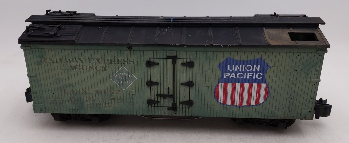 LGB G Scale Railway Express Agency Boxcar #6452 VG