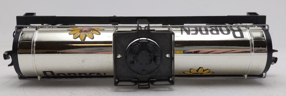 Lionel 6-9154 O Gauge Bordens Plated Gold Tank Car EX
