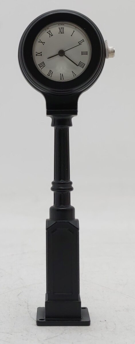 Lionel 6-14147 O Gauge Old Style Clock Tower LN/Box