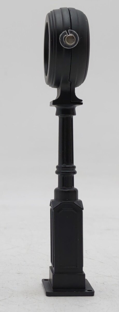 Lionel 6-14147 O Gauge Old Style Clock Tower LN/Box
