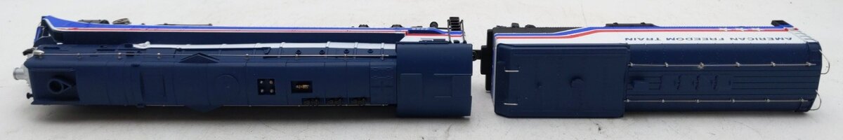 Lionel 5-6501 HO Freedom Train 4-8-4 GS-4 Steam Locomotive & Tender EX/Box