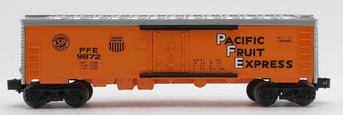 Lionel 6-9872 O Gauge Pacific Fruit Express Billboard Reefer Car EX