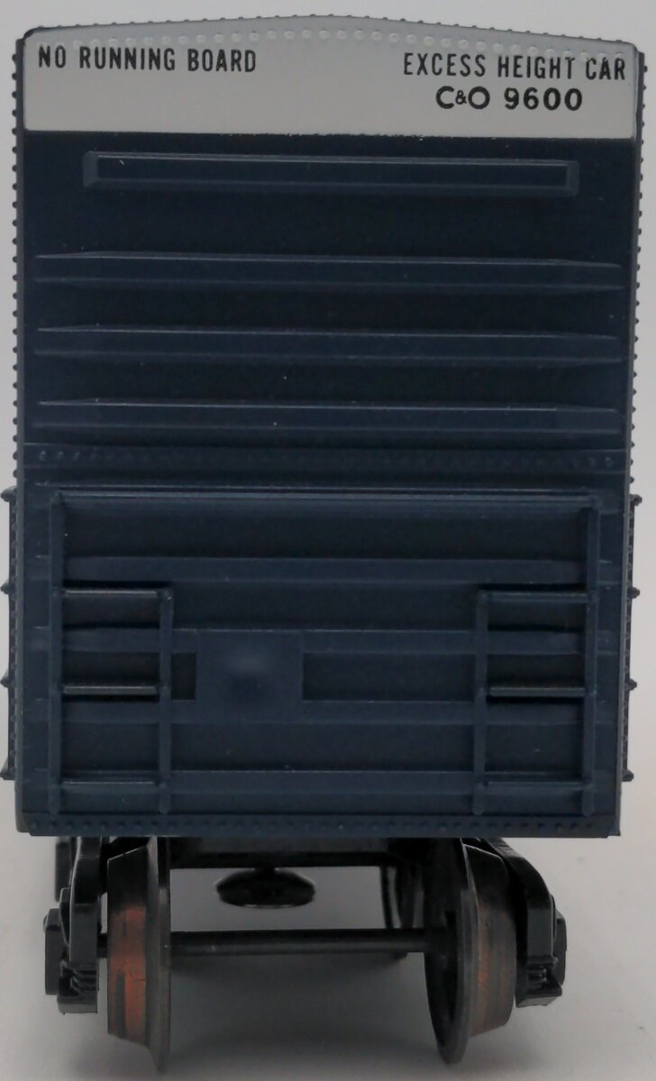 Lionel 6-9600 O Gauge Chessie Hi Cube Boxcar #9600 EX