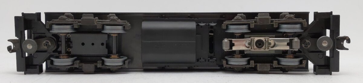 Lionel 6-8360 O Gauge Long Island GP20 Diesel Locomotive #8360 EX/Box