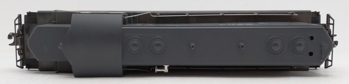 Lionel 6-8367 O Gauge Long Island GP20 Non-Powered Diesel Locomotive VG/Box