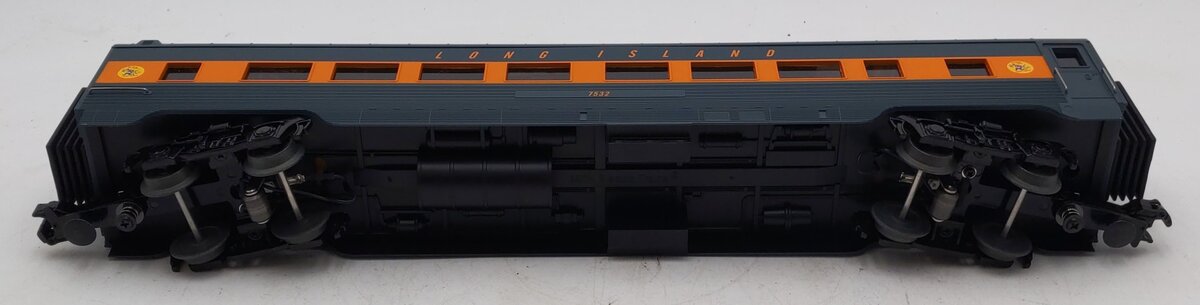 MTH 30-67709 O Gauge Long Island 60' Streamlined Coach Passenger Car #7532 LN