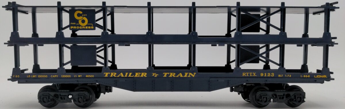 Lionel 6-9123 O Gauge Chesapeake and Ohio 3-Tier Auto Carrier Car EX/Box