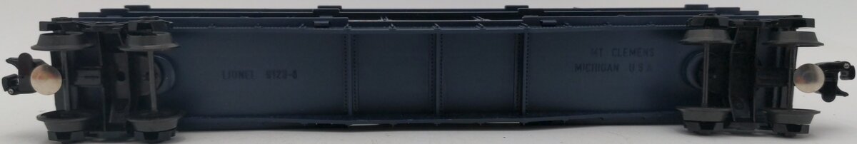 Lionel 6-9123 O Gauge Chesapeake and Ohio 3-Tier Auto Carrier Car EX/Box