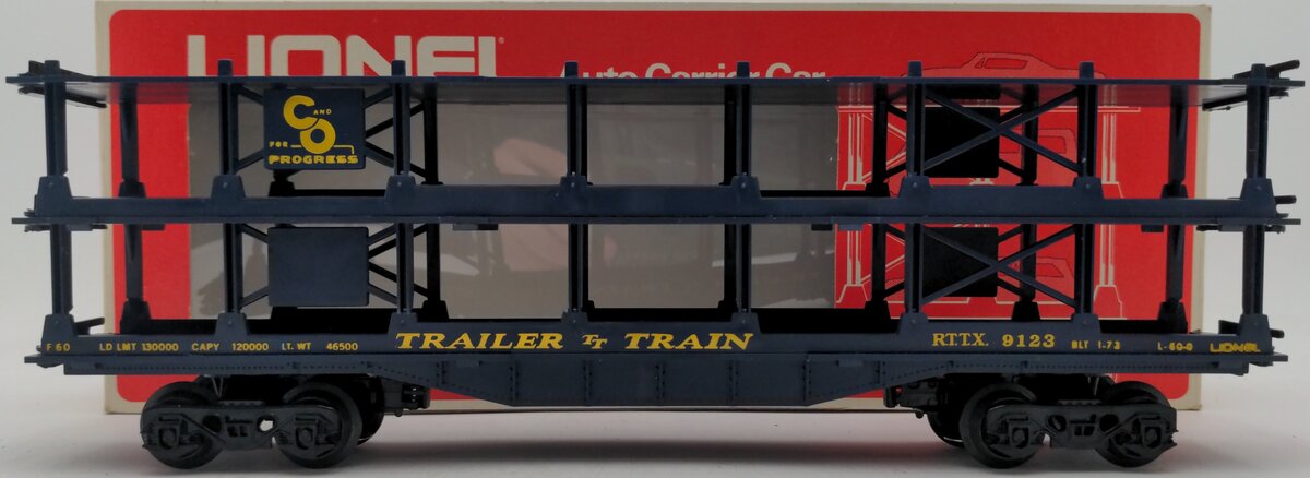 Lionel 6-9123 O Gauge Chesapeake and Ohio 3-Tier Auto Carrier Car EX/Box