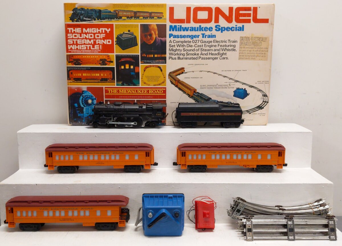 Lionel 6-1387 O Gauge Milwaukee Road Passenger Train Set EX/Box
