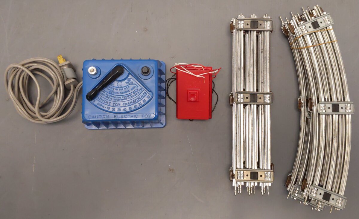 Lionel 6-1387 O Gauge Milwaukee Road Passenger Train Set EX/Box