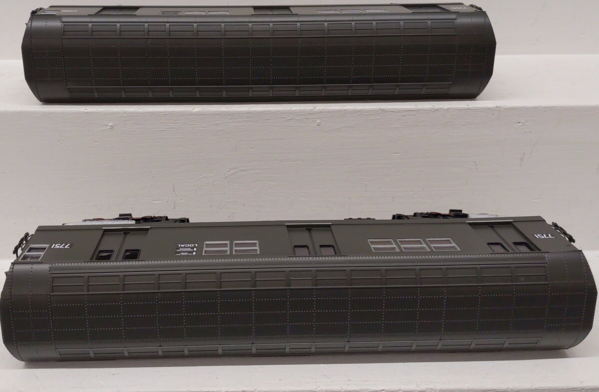 MTH 30-2446-3 O MTA World's Fair R-26 Subway Add-On Powered Set (Set of 2) LN/Box