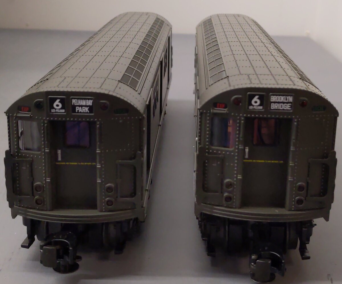 MTH 30-2446-3 O MTA World's Fair R-26 Subway Add-On Powered Set (Set of 2) LN/Box