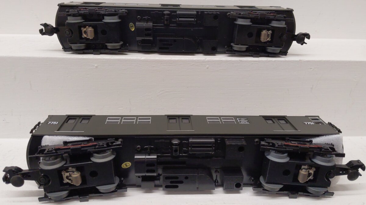 MTH 30-2446-3 O MTA World's Fair R-26 Subway Add-On Powered Set (Set of 2) LN/Box