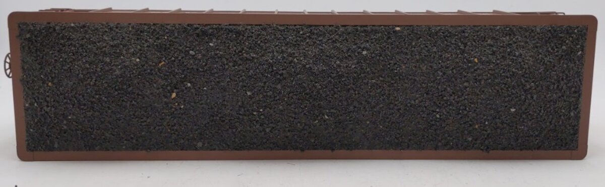 USA Trains R14020 Lehigh Valley 70-Ton 3-Bay Coal Hopper #40502 with Coal Load EX/Box