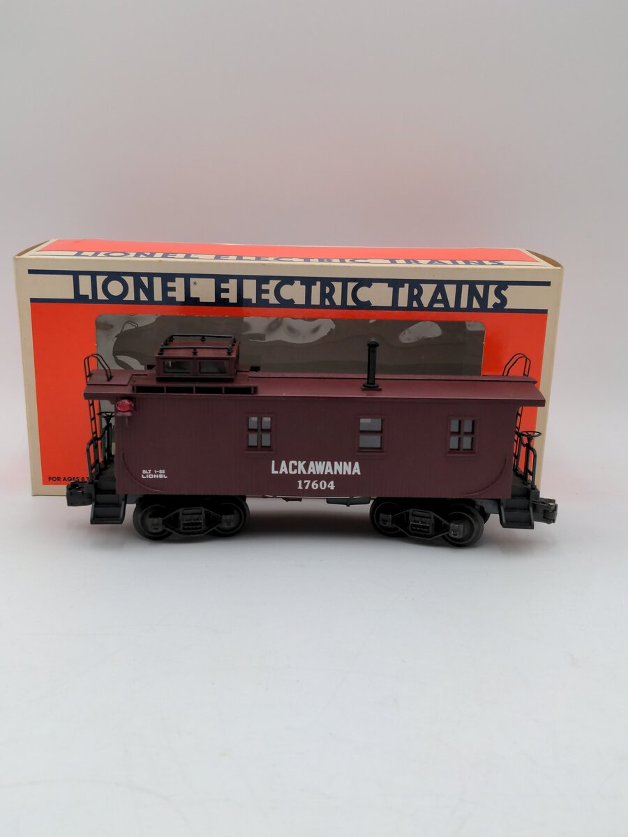 Lionel 6-17604 O Gauge Delaware, Lackawanna & Western Standard Caboose EX/Box