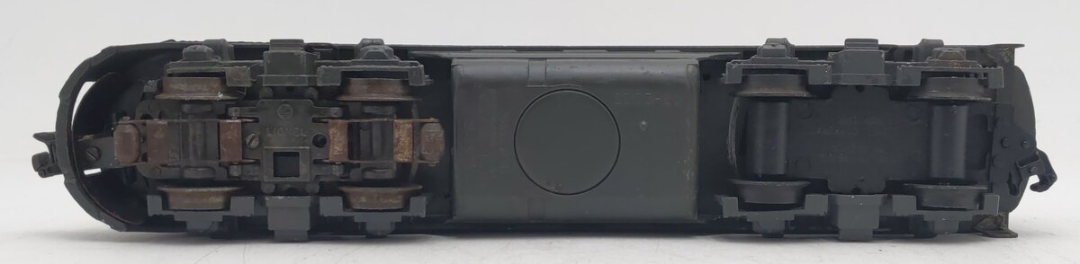 Lionel 2344 Vintage O New York Central F-3 Non-Powered A Diesel Locomotive VG