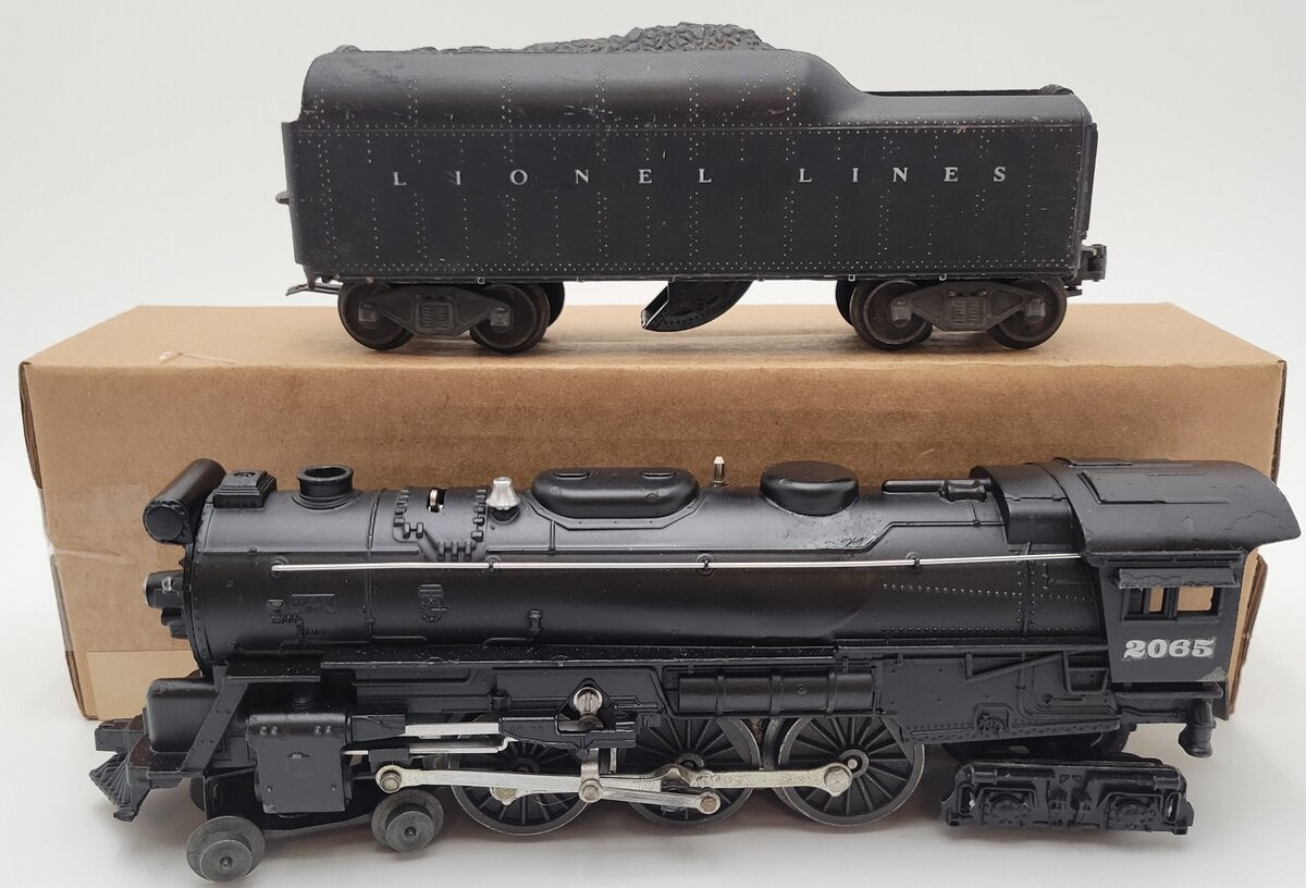 Lionel 2065 Vintage O 4-6-4 Small Hudson Steam Locomotive & 2046W Tender VG/Box