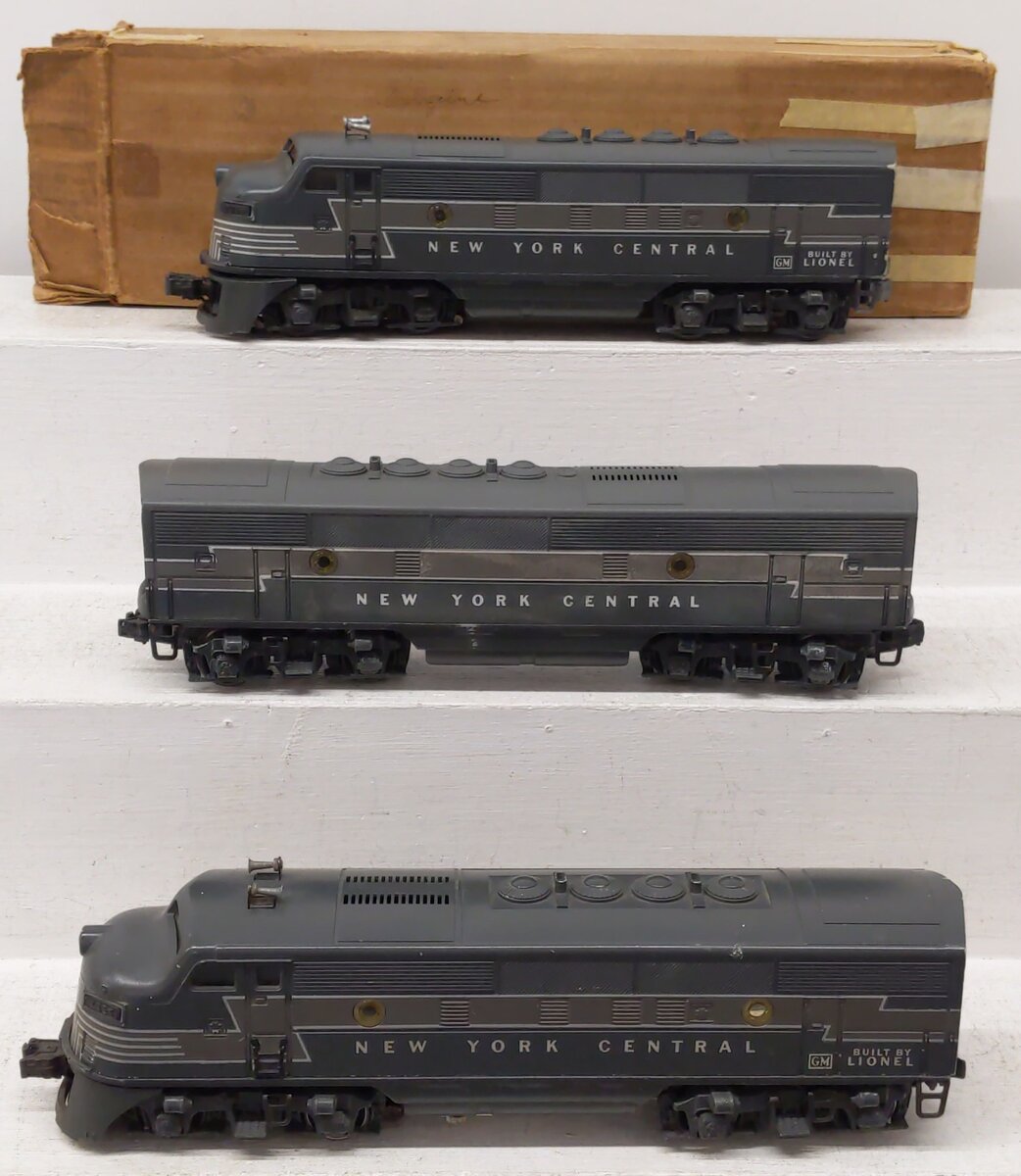 Lionel 2354 Lionel Vintage O NYC F-3 ABA Diesel Locomotive Set VG/Box