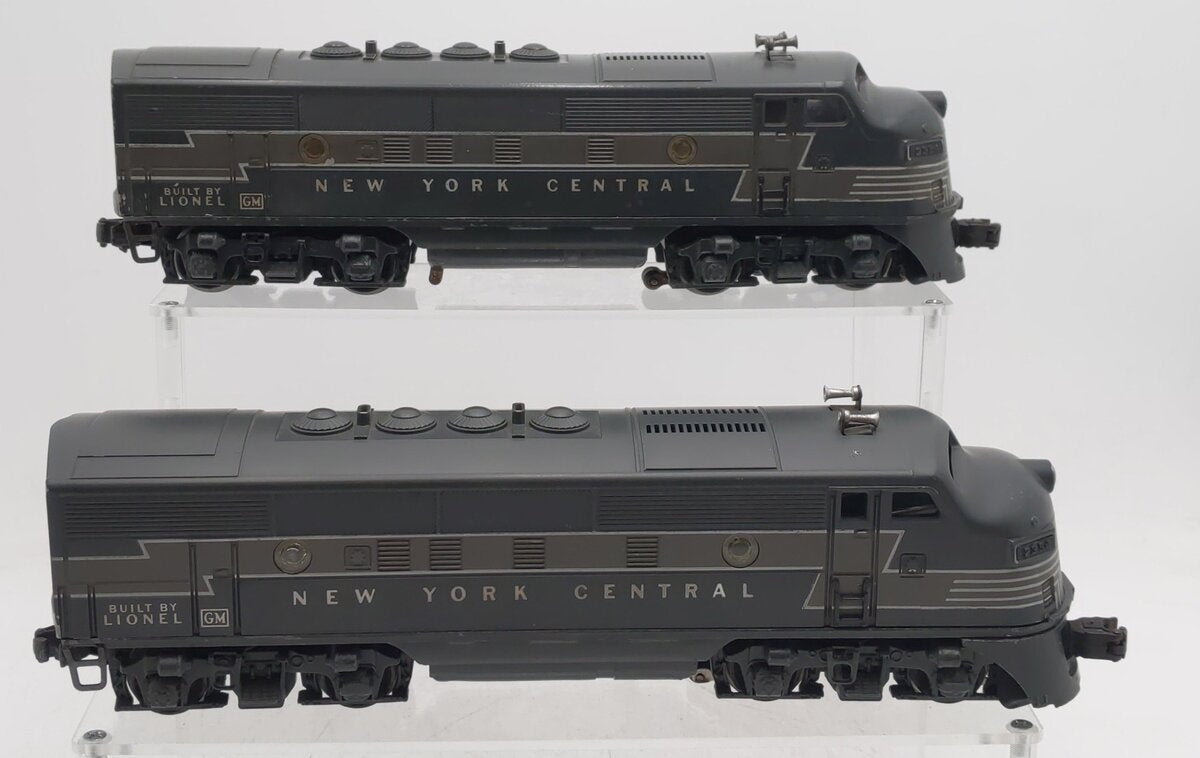 Lionel 2354 Vintage O New York Central F-3 AA Diesel Locomotives VG
