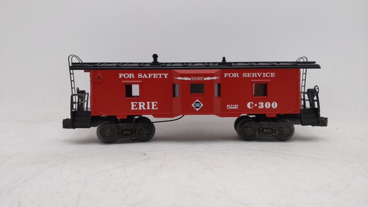 Lionel 6-19719 O Erie Bay Window Caboose W/Illuminated Interior #C-300 EX/Box