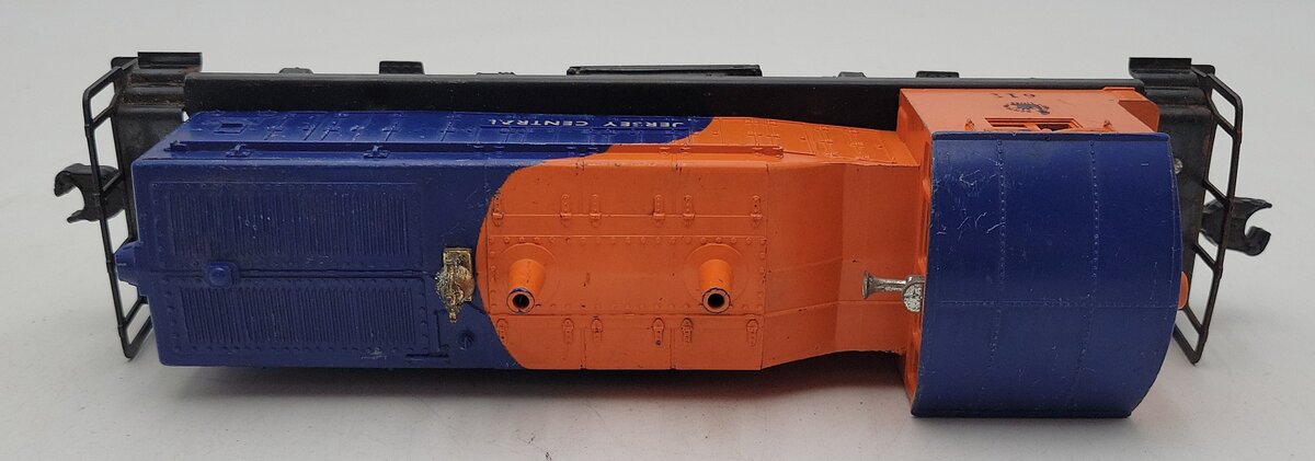 Lionel 611 Vintage O Jersey Central NW-2 Powered Diesel Locomotive VG