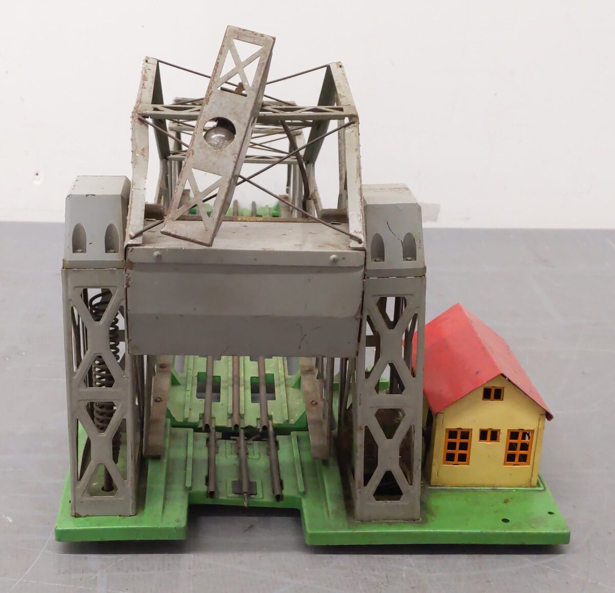Lionel 313 Vintage O Gray Operating Bascule Bridge VG