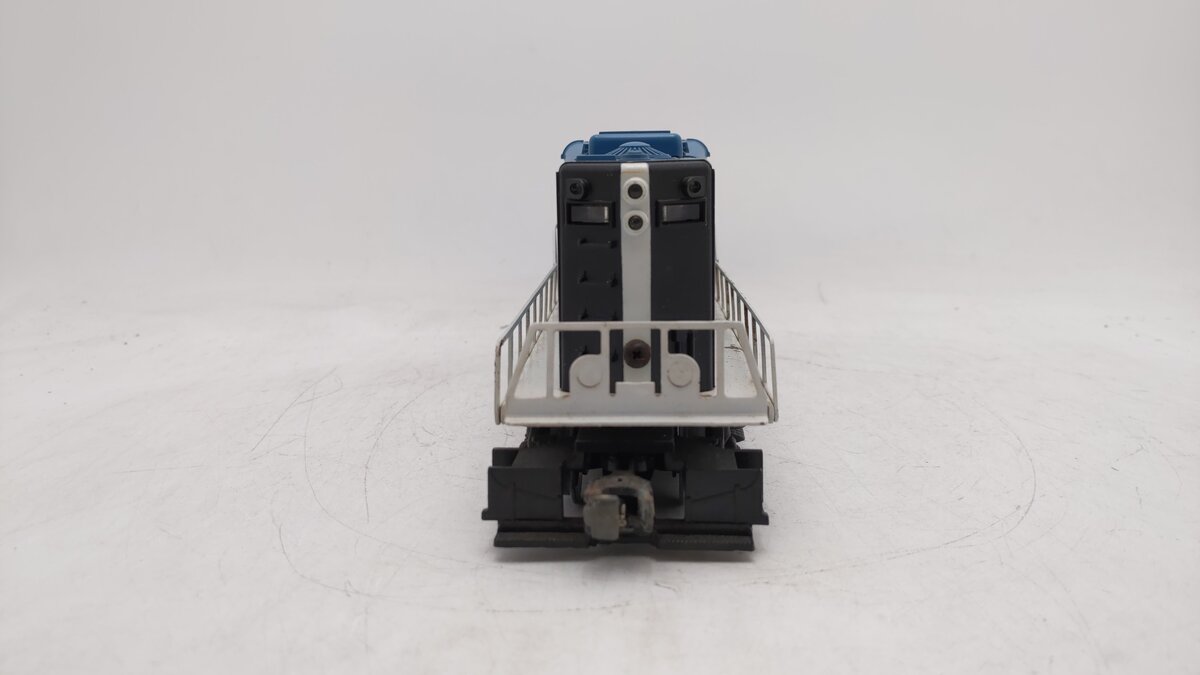 Lionel 6-8654 O Gauge Boston & Maine GP-9 Powered Diesel Locomotive #8654 EX