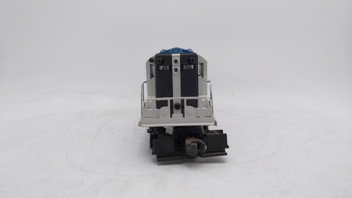 Lionel 6-8654 O Gauge Boston & Maine GP-9 Powered Diesel Locomotive #8654 EX