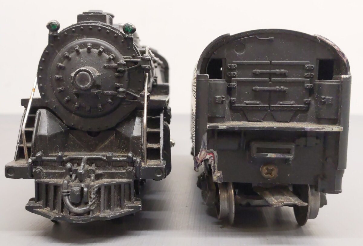 Lionel 2056 Vintage O 4-6-4 Steam Locomotive w/2046-50W Tender VG