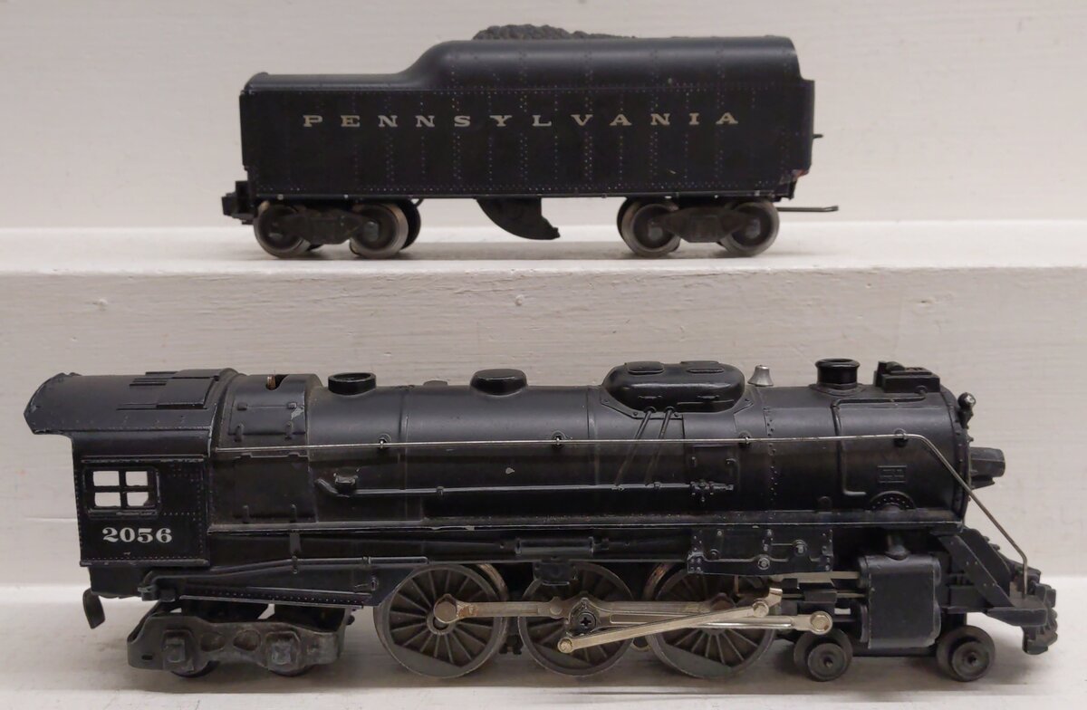 Lionel 2056 Vintage O 4-6-4 Steam Locomotive w/2046-50W Tender VG