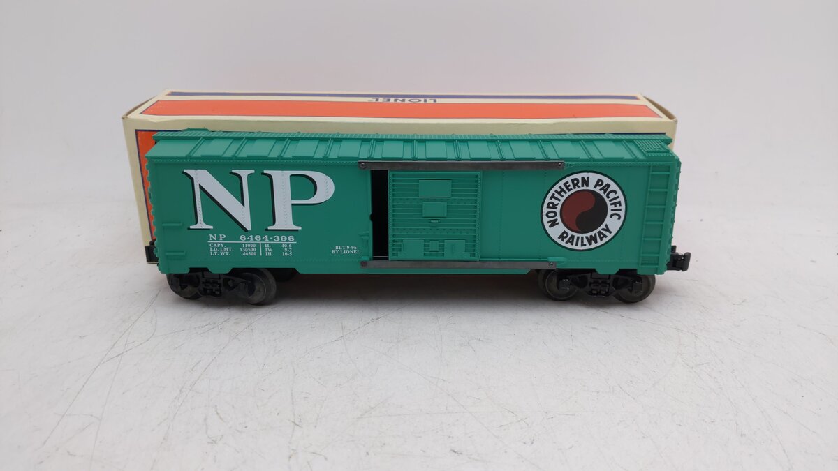 Lionel 6-19284 O Gauge Northern Pacific 6464 Boxcar #6464-396 EX/Box