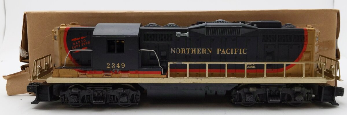 Lionel 2349 Vintage O Northern Pacific GP-9 Diesel Locomotive VG/Box