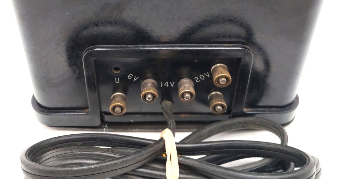 Lionel KW O Vintage Trainmaster 190 Watt Transformer with Whistle VG