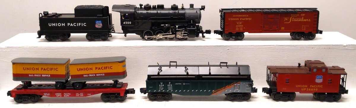 Lionel 6-30188 O Union Pacific Flyer 0-8-0 Steam Locomotive & Tender #4500 EX/Box