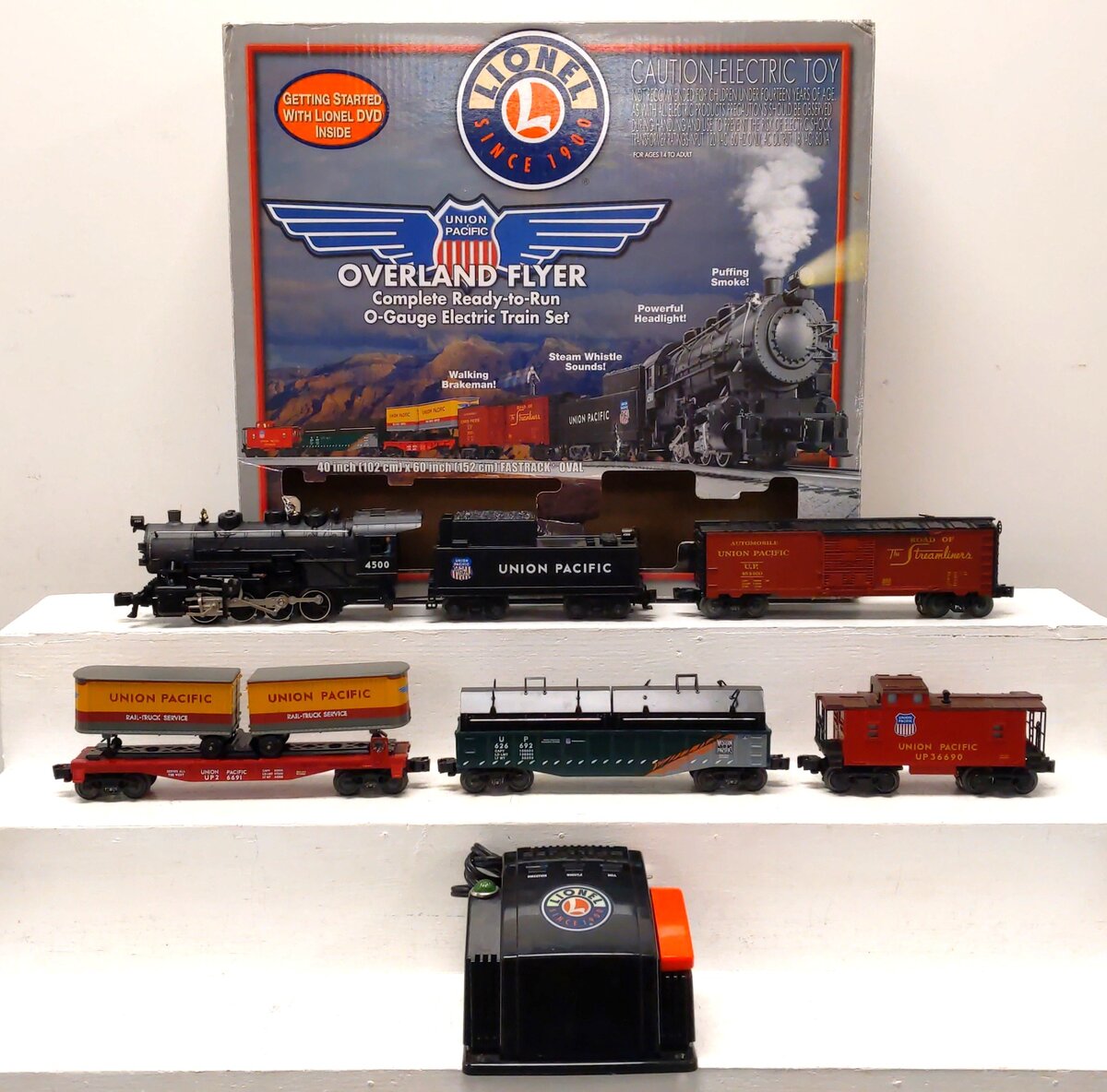 Lionel 6-30188 O Union Pacific Flyer 0-8-0 Steam Locomotive & Tender #4500 EX/Box