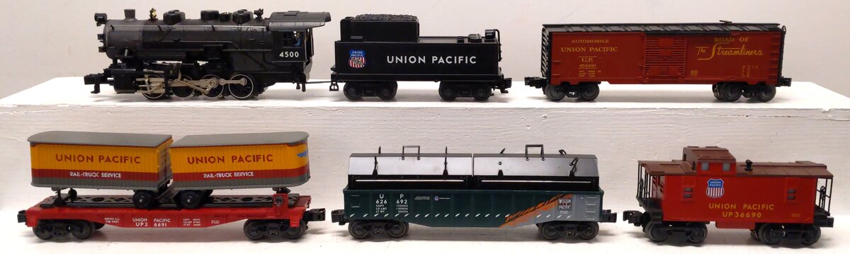 Lionel 6-30188 O Union Pacific Flyer 0-8-0 Steam Locomotive & Tender #4500 EX/Box