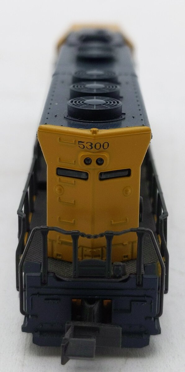 Kato 176-311 N Scale Atchison Topeka Santa Fe EMD SD45 Diesel Locomotive #5300 LN/Box