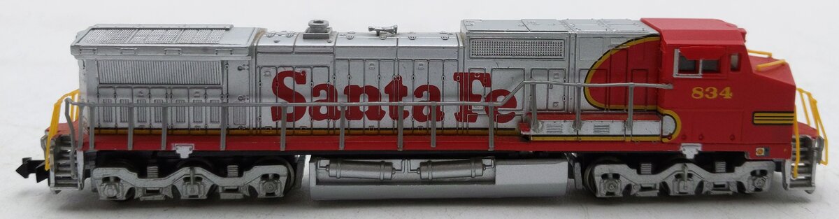 Spectrum 86006 HO Scale Santa Fe GE Dash 8-40CW Diesel Locomotive #834 EX