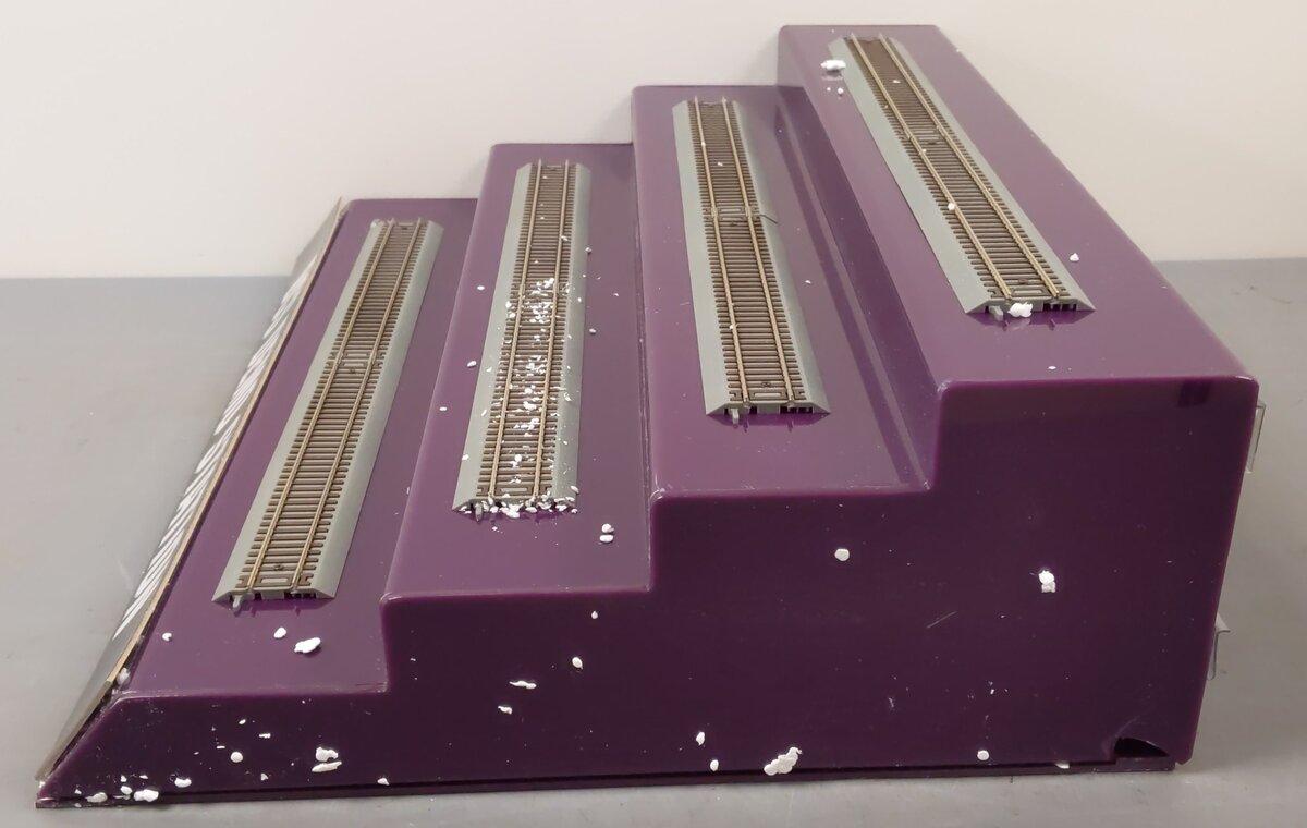 MTH Accessory Demonstration Display Stand EX/Box