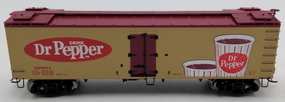 MTH 81-94010 Dr. Pepper HO Scale R40-2 Woodside Reefer Car