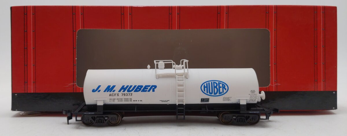 Atlas 1701 HO J.M. Huber Tank Car #79380