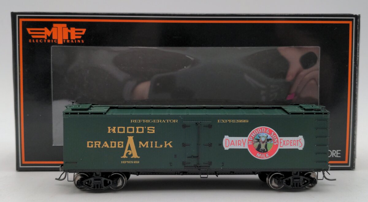 MTH 81-94015 Hood's Dairy HO Scale R40-2 Woodside Reefer Car