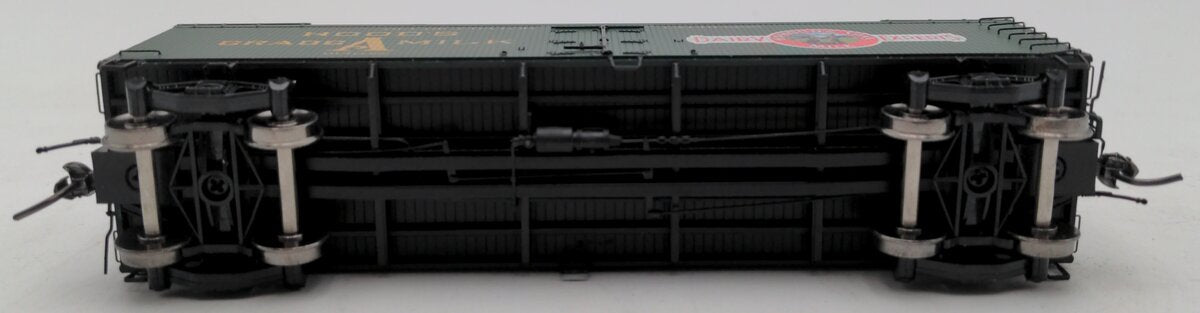 MTH 81-94015 Hood's Dairy HO Scale R40-2 Woodside Reefer Car