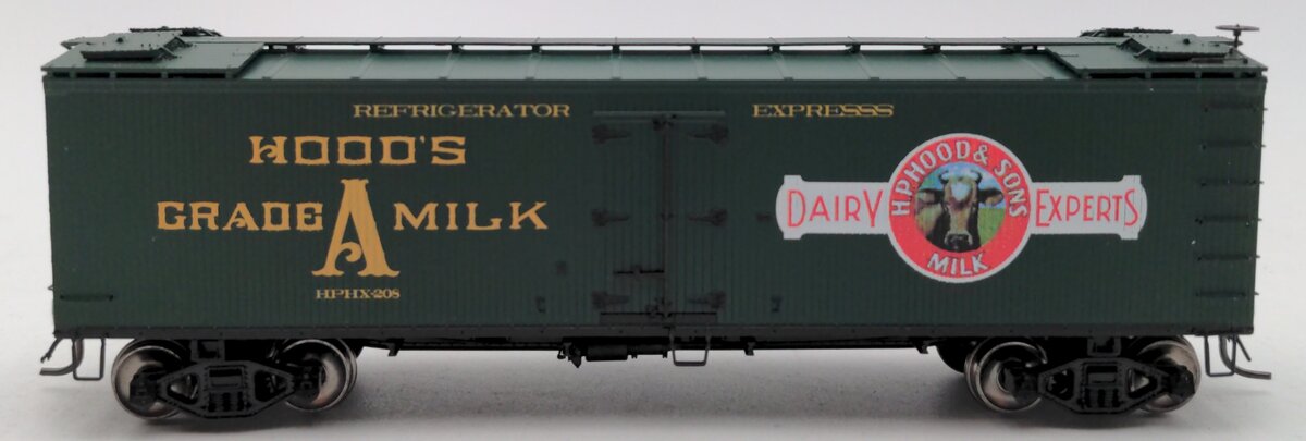 MTH 81-94014 Hood's Dairy HO Scale R40-2 Woodside Reefer Car
