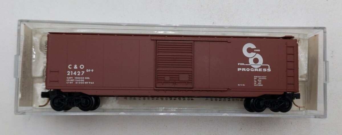 Micro-Trains 03100080 N Chesapeake & Ohio 50' Standard Boxcar Single Door #21427