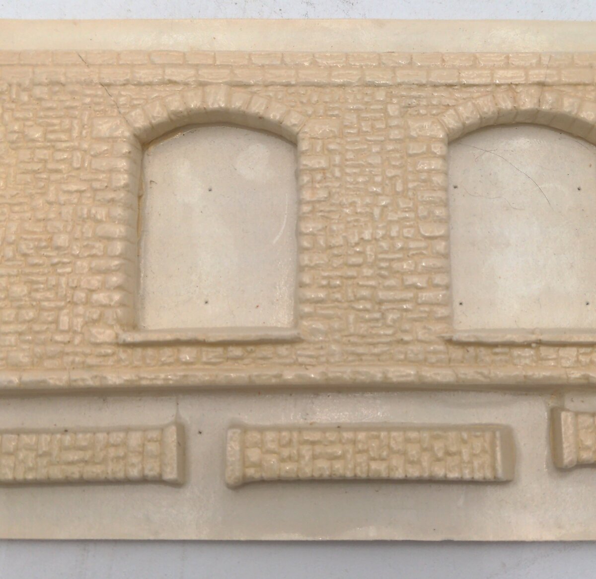 Model Masterpieces 119 HO 2-Stall Stone Engine House Kit VG/Box