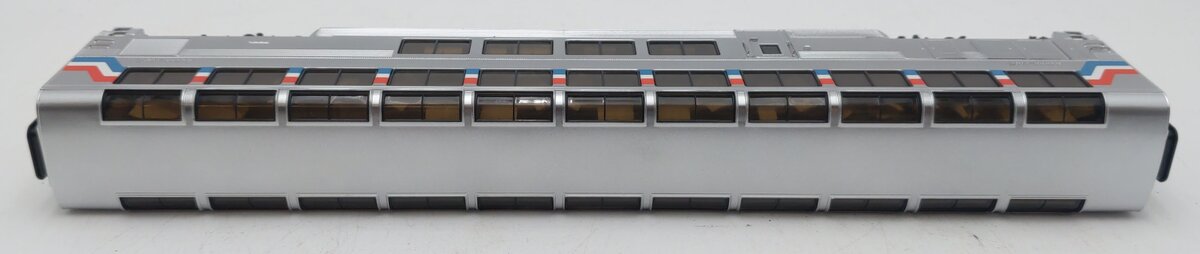 Walthers 920-12041 HO Amtrak 85' Pullman-Standard Superliner Lounge Phase III