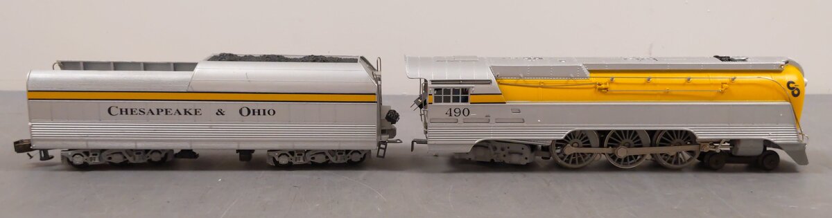 Lionel 6-18043 O Chesapeake & Ohio Streamlined Hudson & Tender #490 with RSII VG/Box