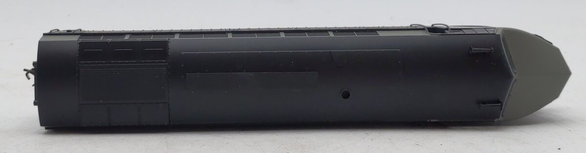 Bachmann 61804 HO Baltimore & Ohio RF16A Sharknose Diesel Locomotive w/ DCC